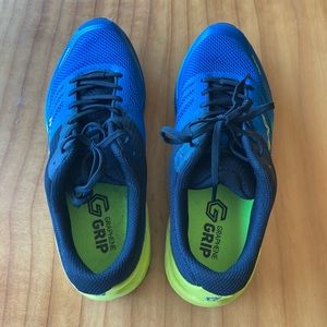 NWOT Grip Trail Shoes